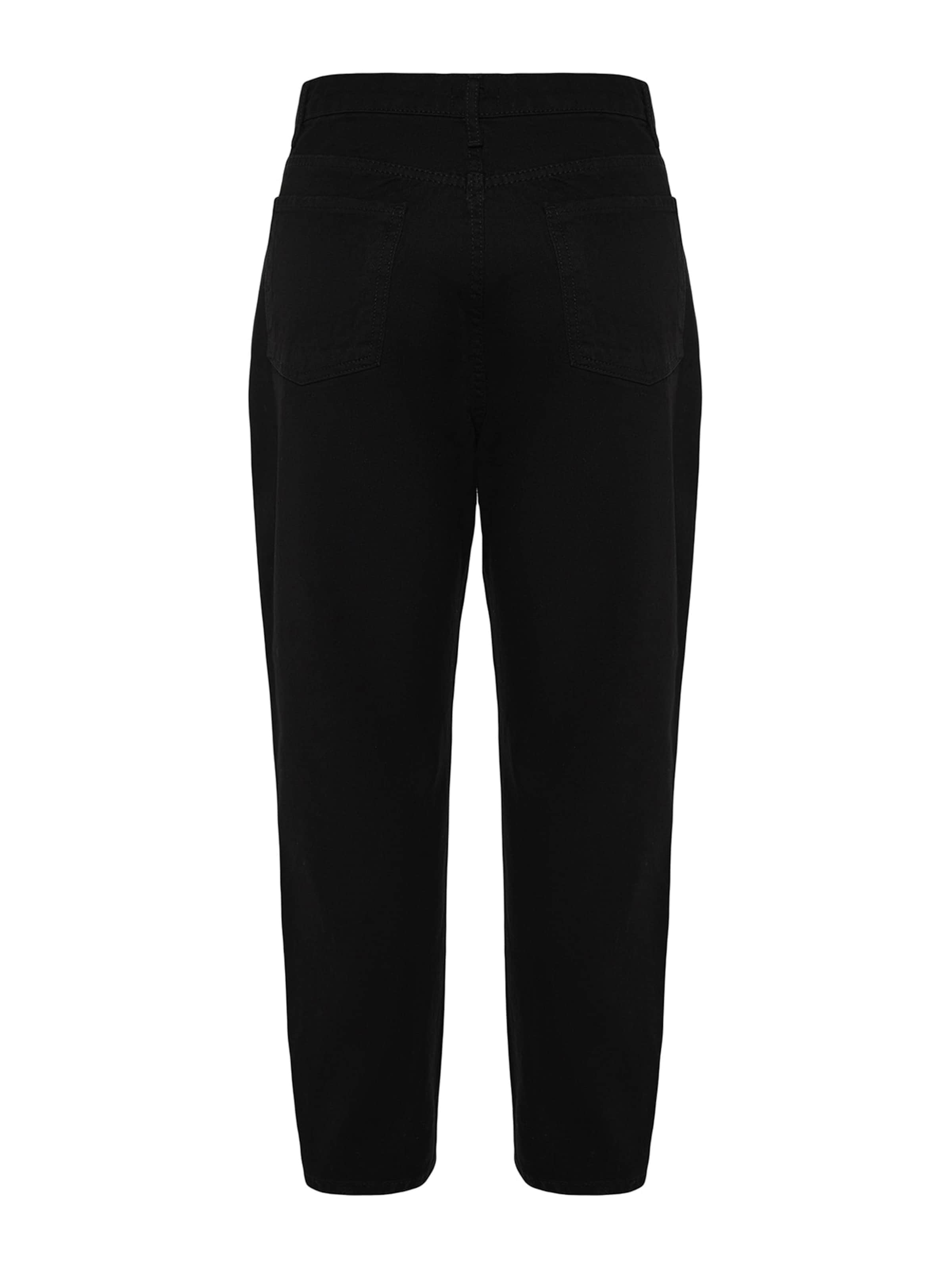 Regular Jean Trendyol Curve en noir