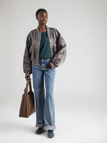 T-shirt 'ONLWINNIE' ONLY en vert