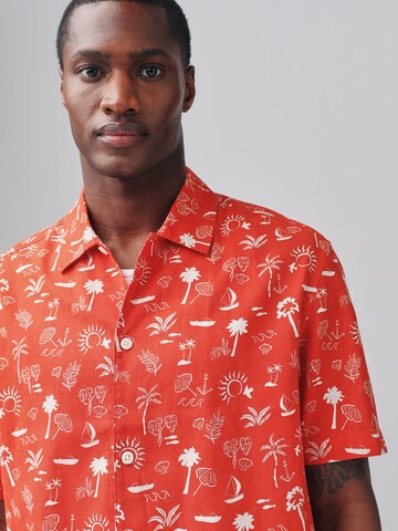 Regular fit Cămașă 'Palm Tree' de la Next pe roșu