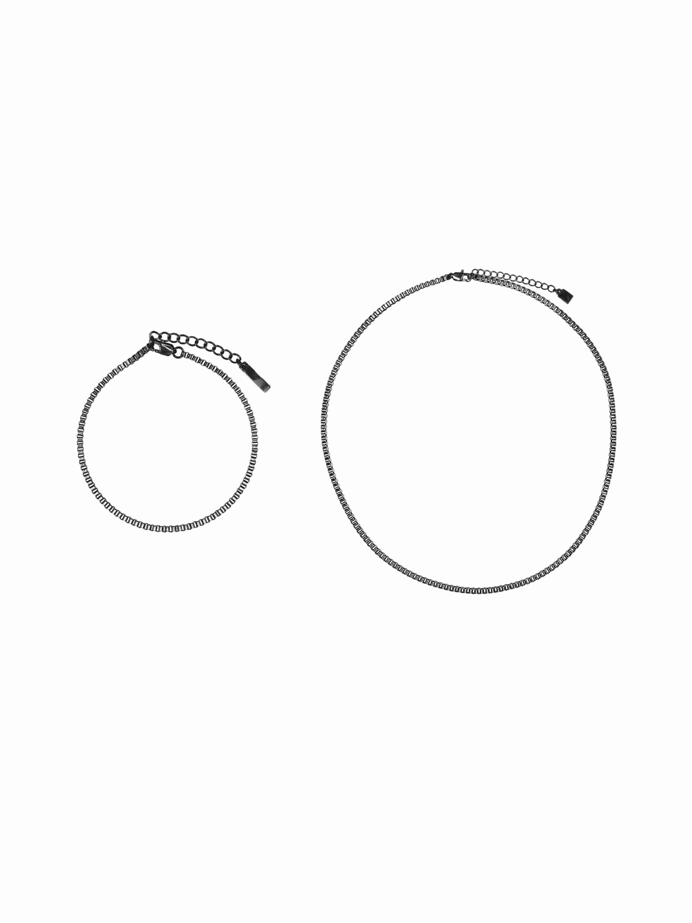 Heideman Necklace 'Decus' in Black: front