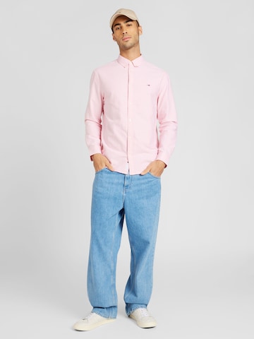 Tommy Jeans Regular Fit Skjorte i pink