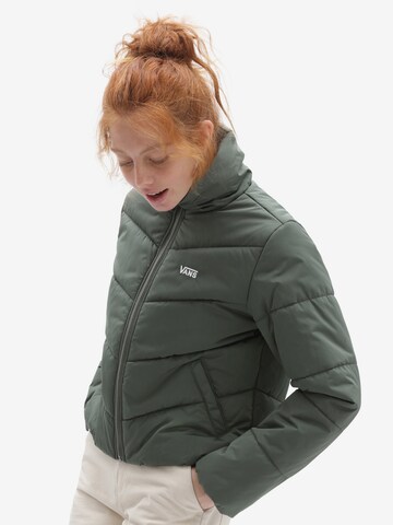 VANS Winter Jacket 'Foundry WM FOUNDRY V PUFFER MTE' in Green: front