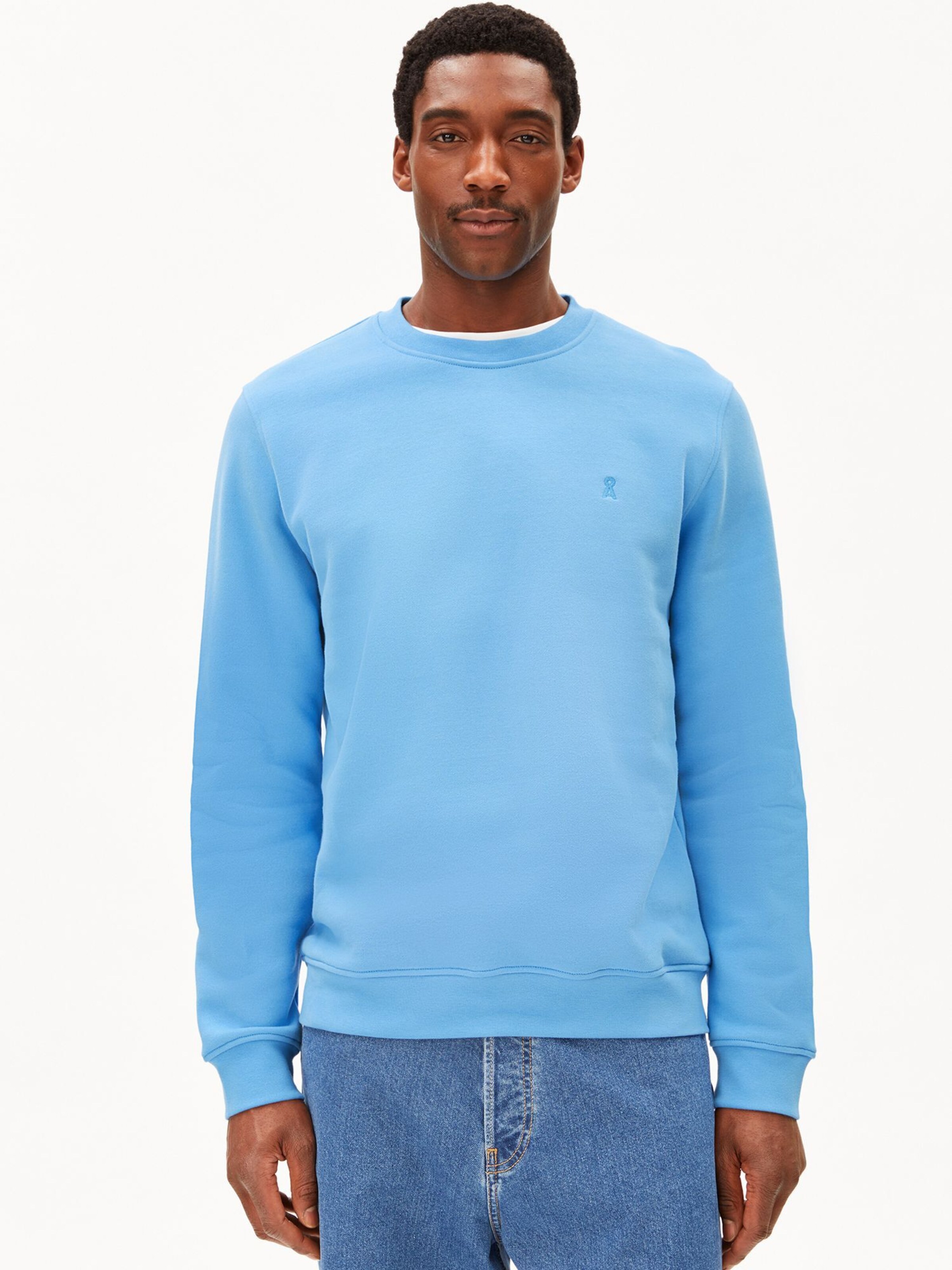 ARMEDANGELS Sweatshirt in Blauw: voorkant