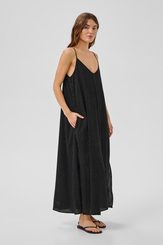 Robe 'Jannie' My Essential Wardrobe en noir