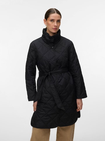 Manteau mi-saison 'VMMilliemay' VERO MODA en noir : devant