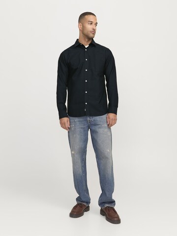 R.D.D. ROYAL DENIM DIVISION Comfort fit Button Up Shirt in Blue