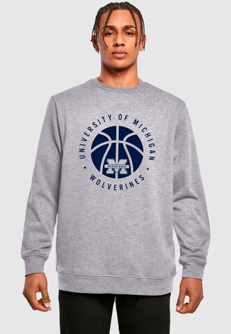 Merchcode Sweatshirt 'Michigan University - Wolverines Basketball' in Grau: Vorderseite