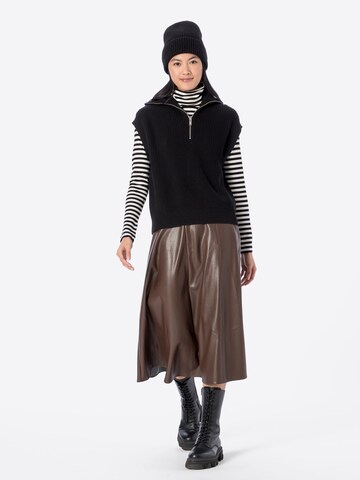 ARMEDANGELS Sweter w kolorze czarny