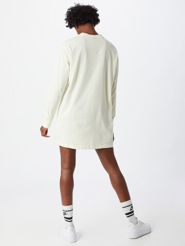 Nike Sportswear Kleid 'Essential' in Weiß
