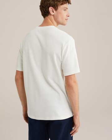 Tricou de la WE Fashion pe alb