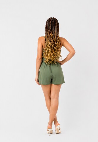 Tuta jumpsuit di Elara in verde