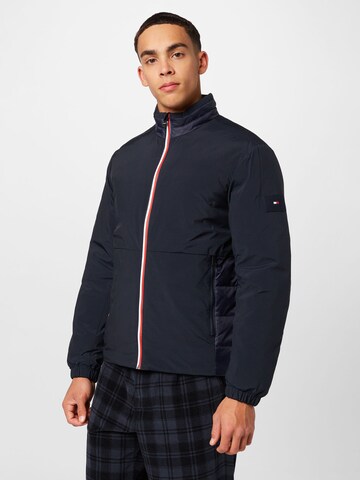 TOMMY HILFIGER Tussenjas in Blauw: voorkant