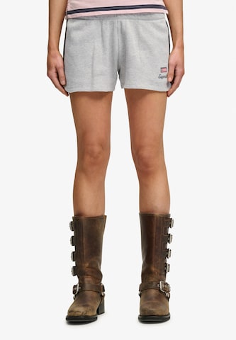 Superdry & Co Slimfit Broek 'Athletic Essentials' in Grijs: voorkant