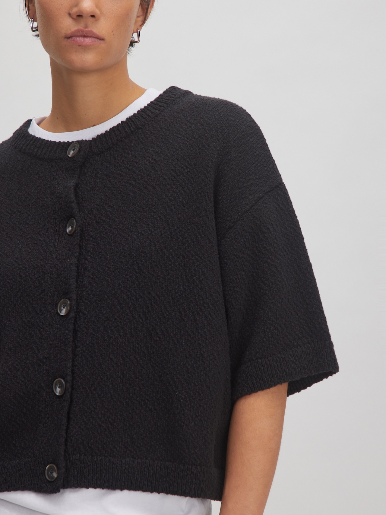 EDITED Shirt 'Oline' Zwart