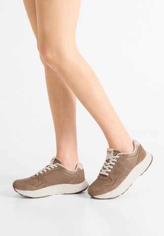 WODEN Sneaker low 'Mathilde Runner' i brun: forside