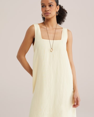 WE Fashion Kjole i gul