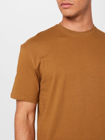 JACK & JONES T-shirt i brun