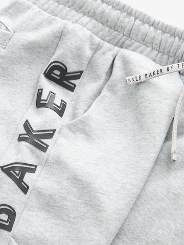 Baker by Ted Baker Sada – šedá