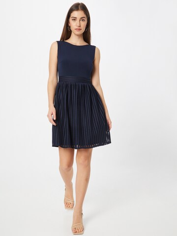 SWING Dress in Blue