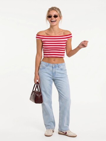 Alexa Dash Top – červená