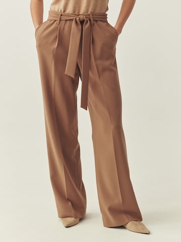 TATUUM Wide Leg Damenhose ZORTE in Braun: Vorderseite