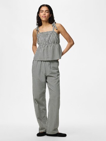 Top 'PCABRIELLE' di PIECES in nero