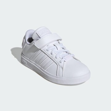 ADIDAS SPORTSWEAR - Zapatillas deportivas 'Star Wars Grand Court 2.0' en blanco