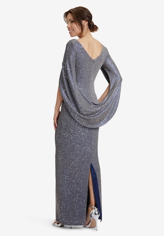 Robe de soirée Vera Mont en argent