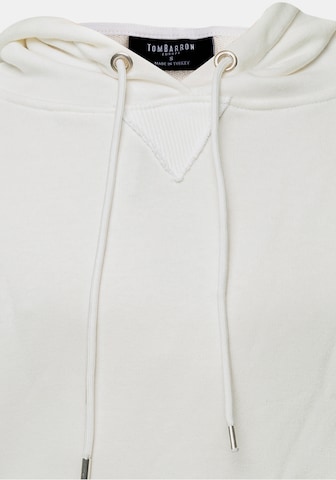 Tom Barron Sweater 'mit Tasche' in White