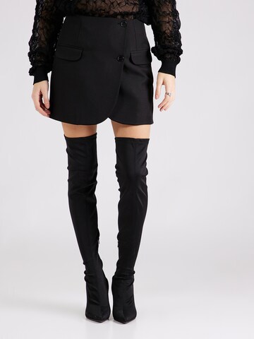 TOPSHOP Skirt in Black: front