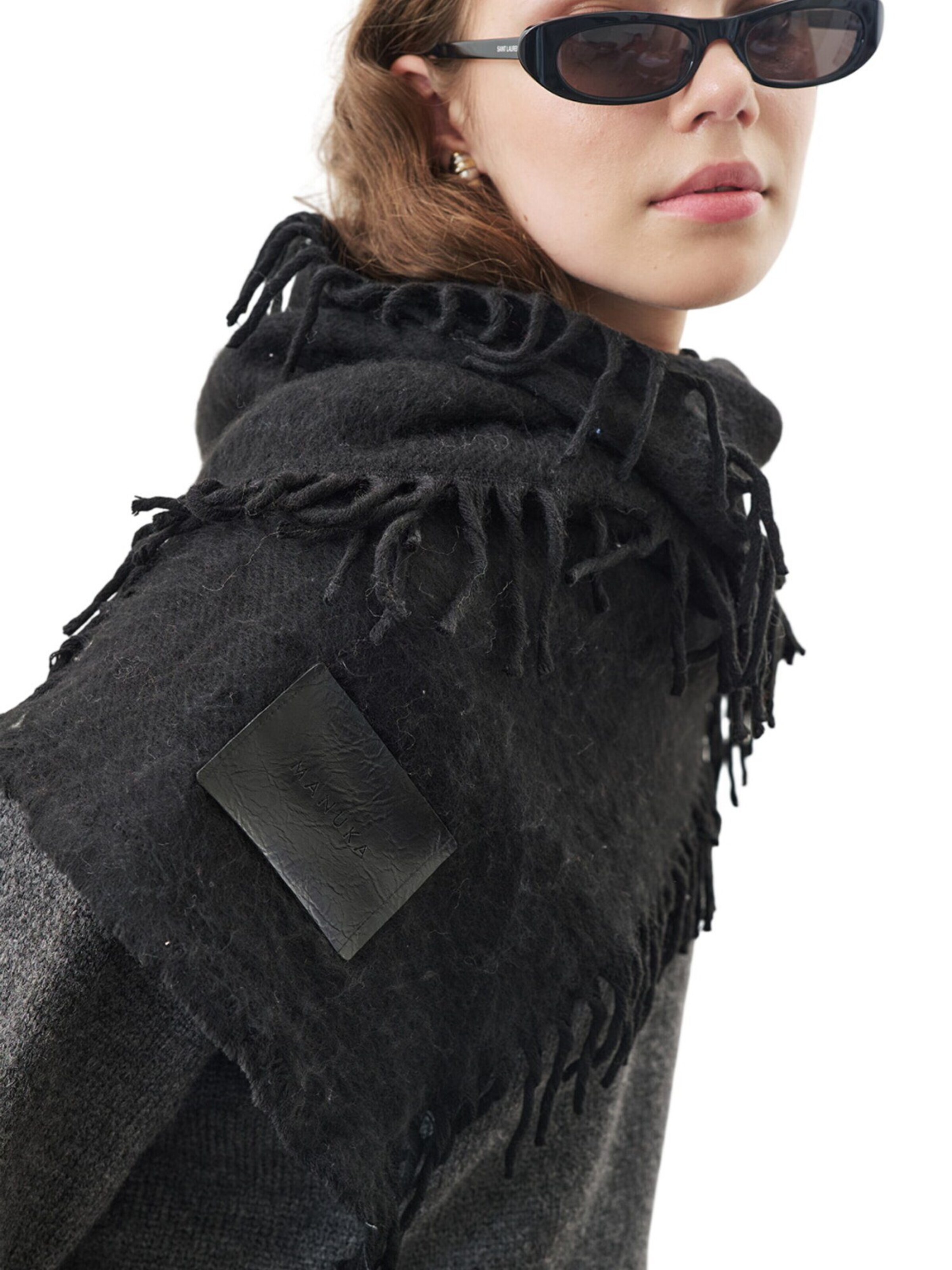 MANUKA Scarf in Black