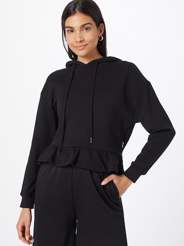 Urban Classics Sweatshirt in Black: front