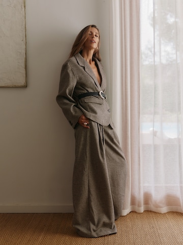 Kamila Šikl Wide leg Broek in Bruin