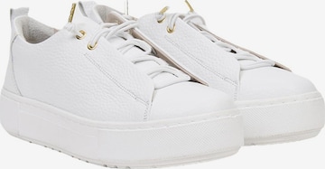 Desa Sneakers 'Schnürschuhe' in White: front
