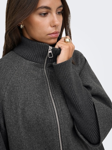 JDY - Chaqueta de entretiempo 'JDYMemory' en gris