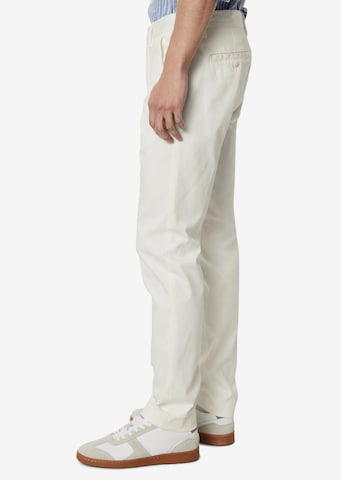 Regular Pantalon chino 'Stig' Marc O'Polo en blanc