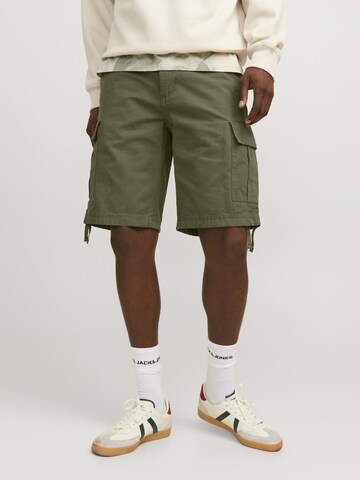 JACK & JONES Loose fit Cargo trousers 'JPSTCole Barkley' in Green: front