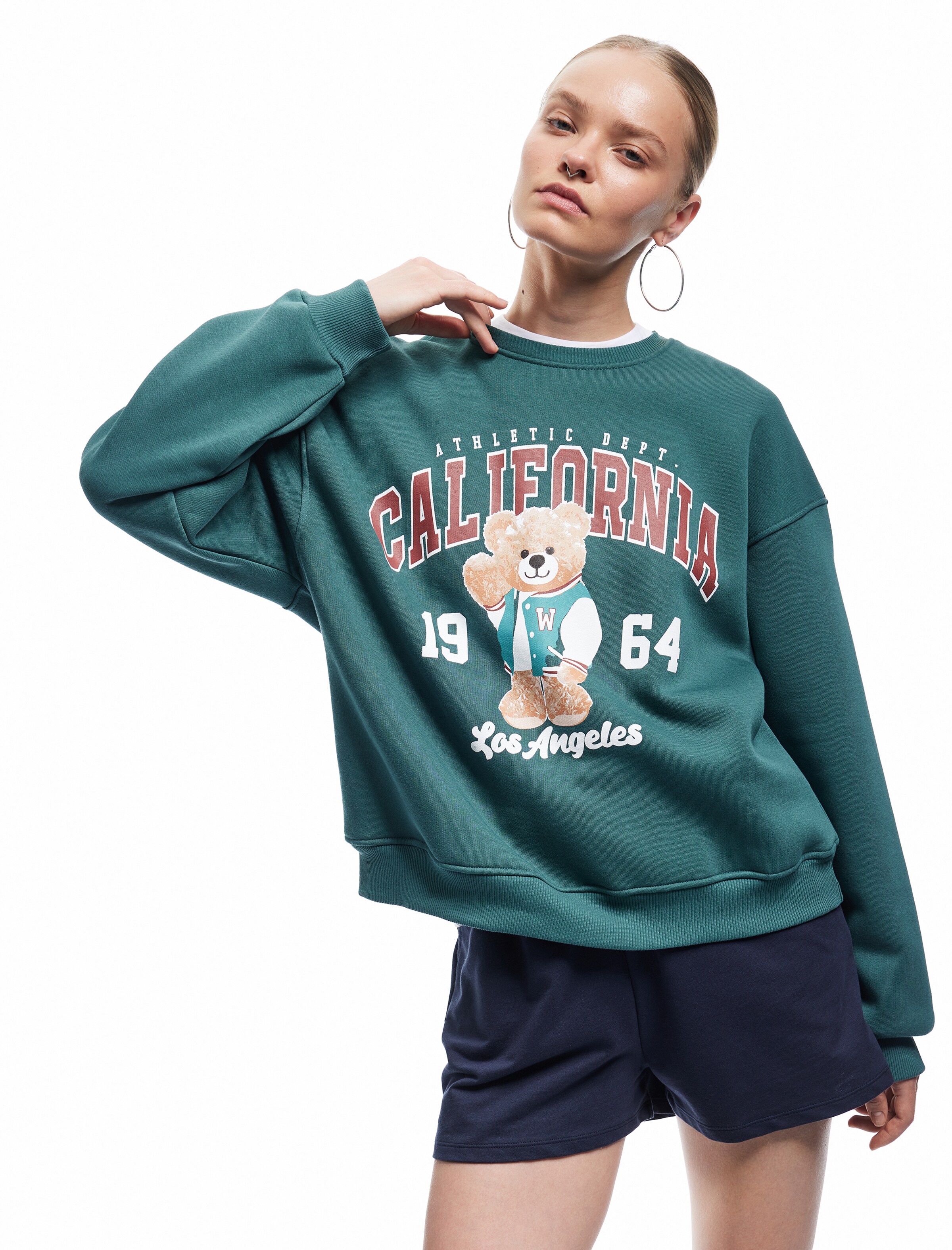Koton Sweatshirt in Green: front