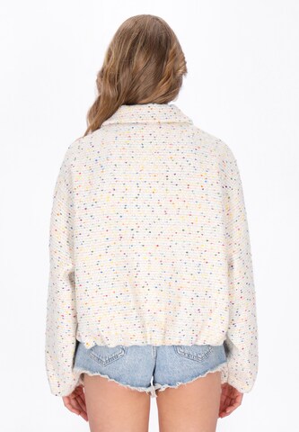 Veste mi-saison IZIA en blanc