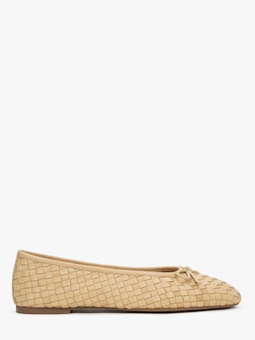 Ballerina '029' di Estro in beige: frontale