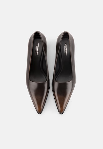 VAGABOND SHOEMAKERS Czółenka 'ILONA' w kolorze brązowy