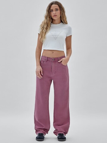 GUESS Loose fit Pants in Pink