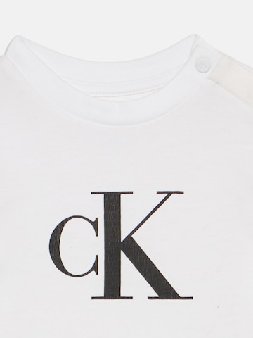 T-Shirt Calvin Klein Jeans en noir