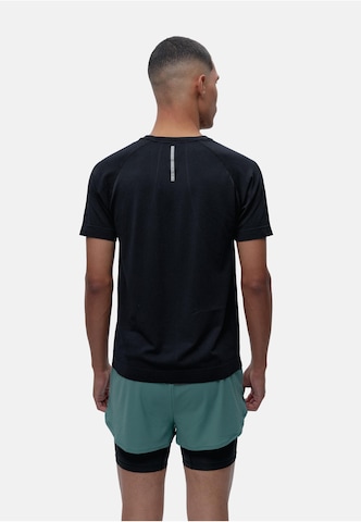 Born Living Yoga Shirt in Black