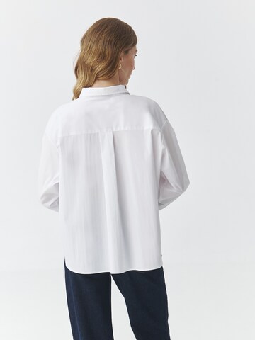 Camicia da donna 'LORCA' di TATUUM in bianco