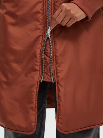 SENSES.THE LABEL Between-Seasons Coat in Brown