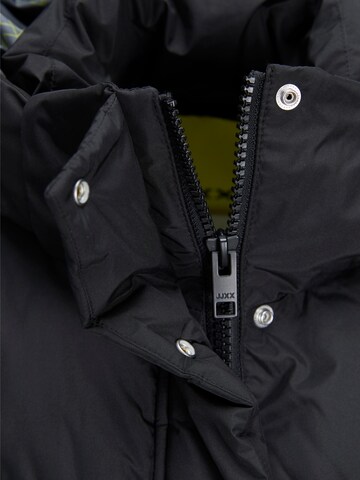 JJXXPrijelazna jakna 'Birdie' - crna boja