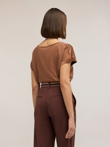 T-shirt mötivi en marron