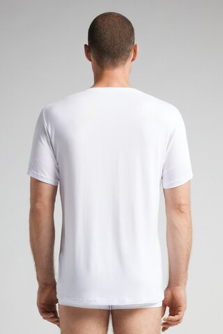 IUMAN Intimissimi Shirt in White