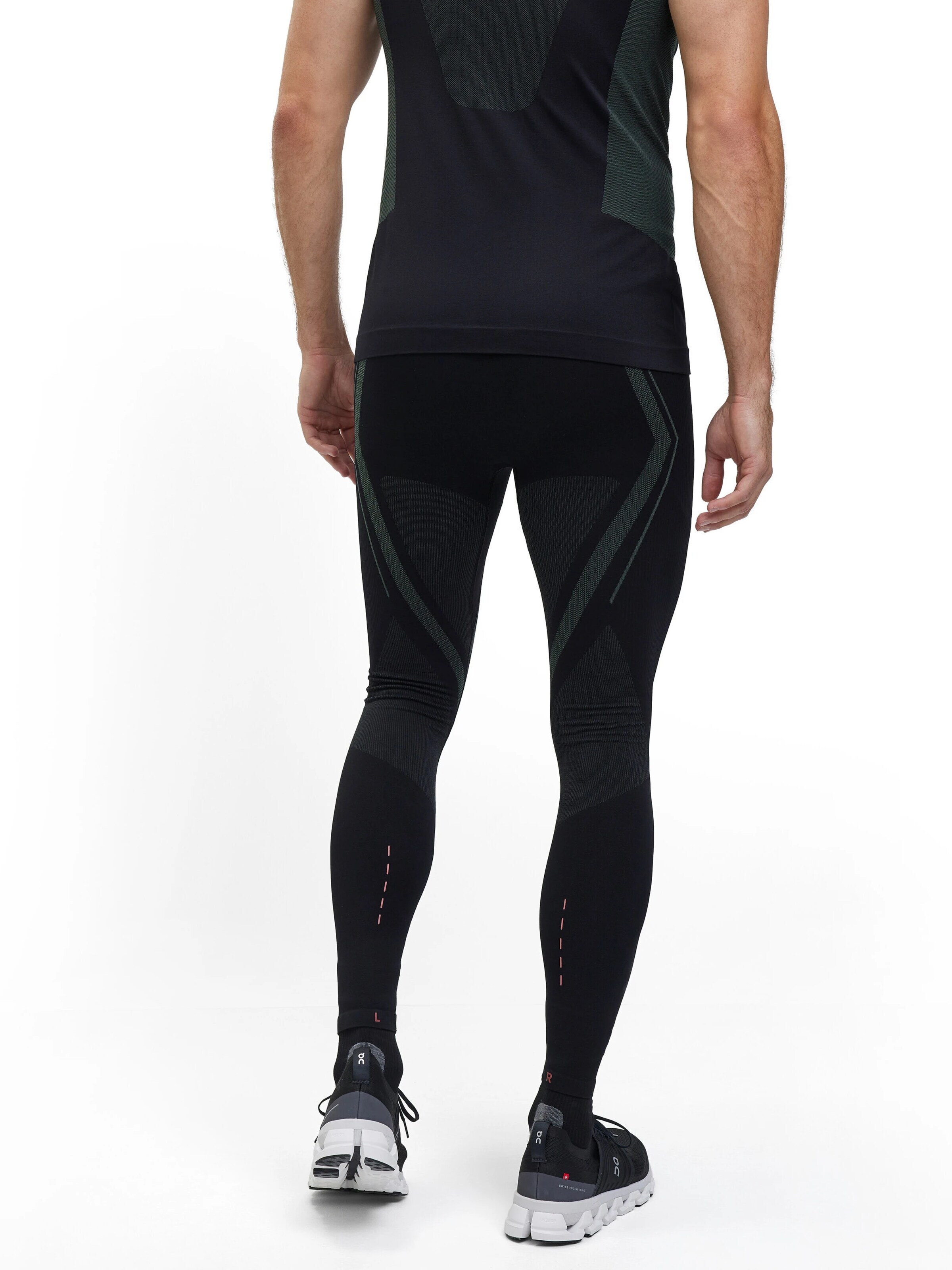FALKE Skinny Pants in Black